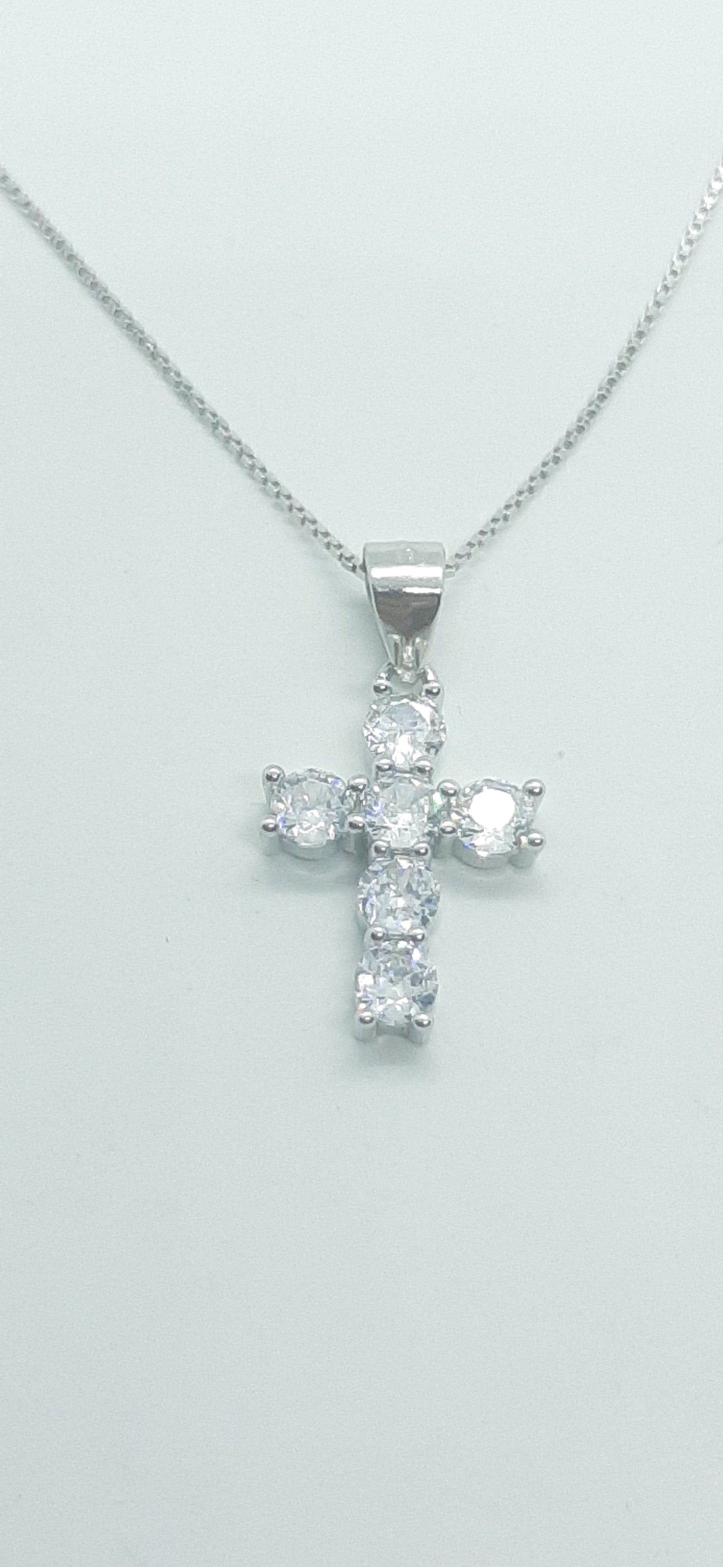 Collana croce zirconi bianchi
