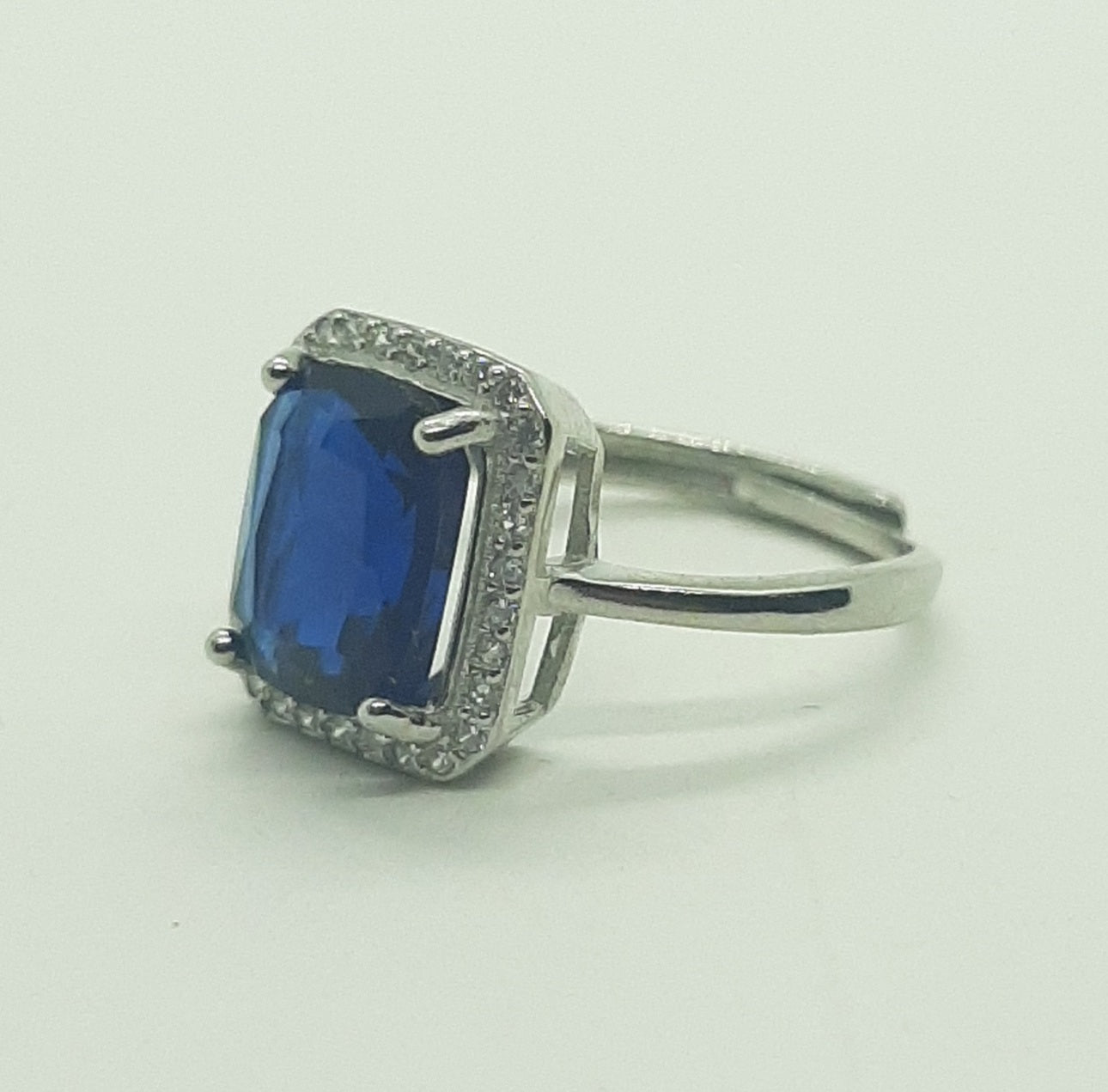 Anello donna rettangolo zirconi blu