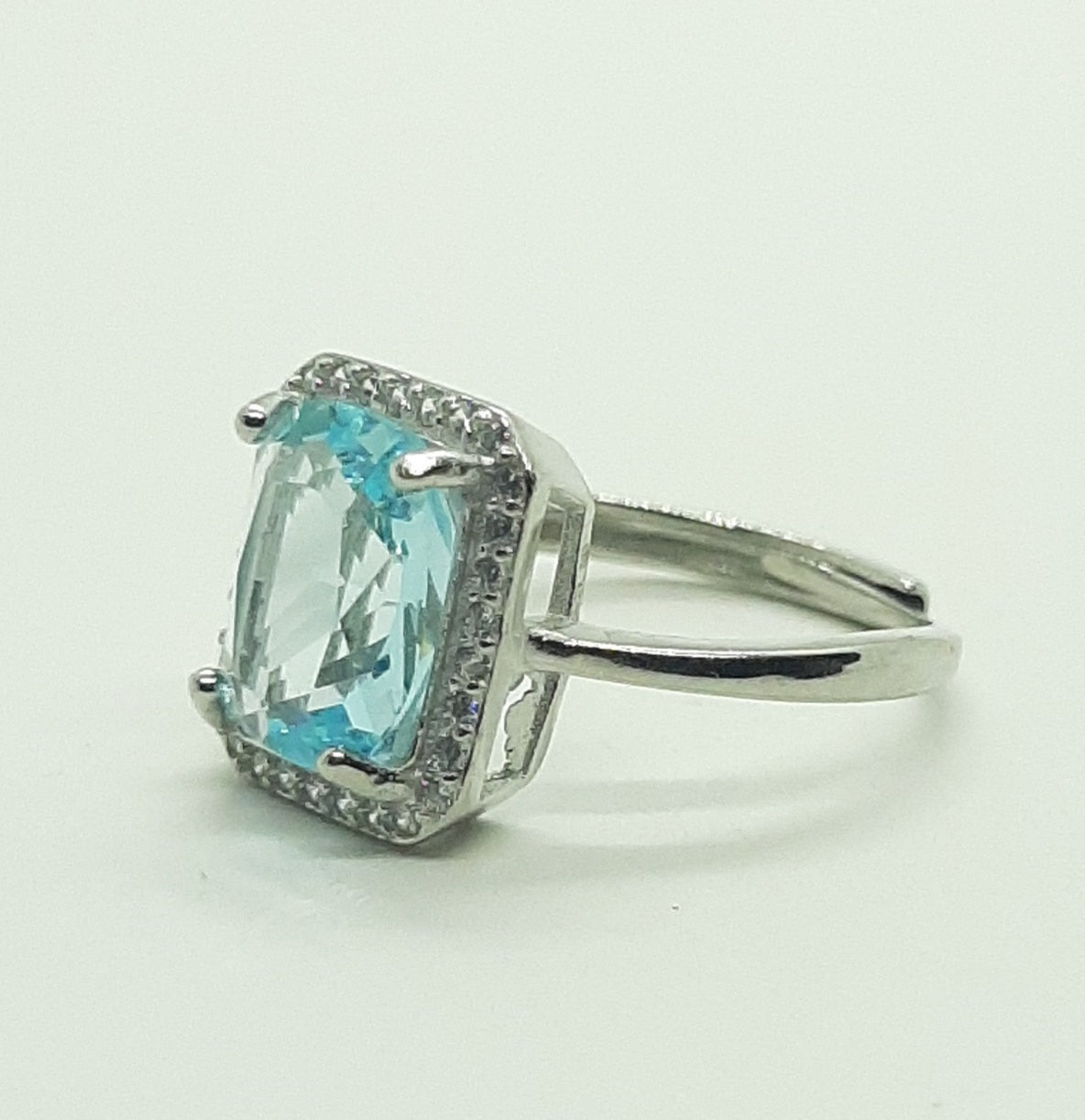 Anello donna rettangolo zirconi acquamarina