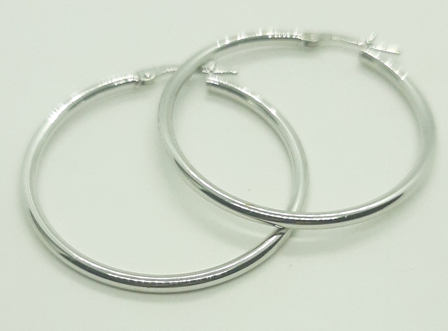 Orecchini in argento hop cerchio